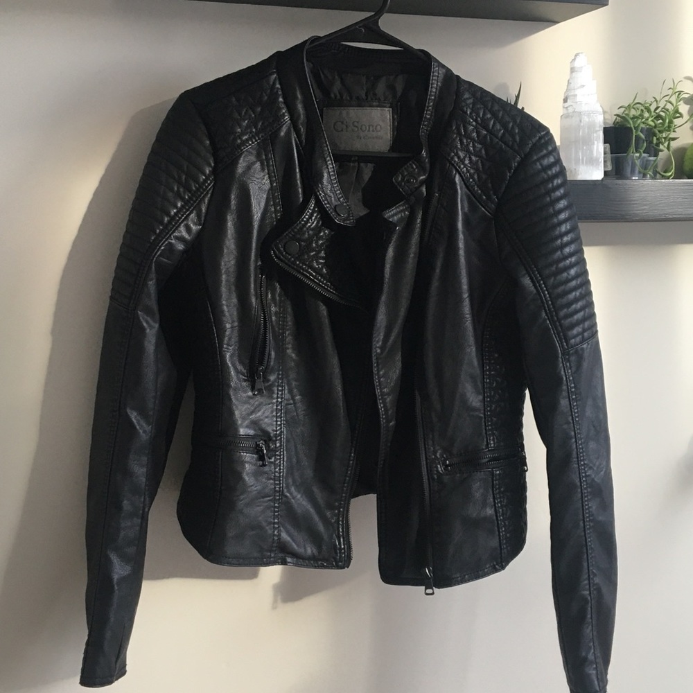 Faux leather jacket 🖤